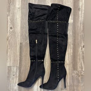 Simmi London Black Thigh High Boots - Brand New - Gold Hardware Size 8